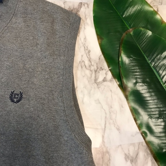 Gray Chaps V-Neck Sweater Vest: NWOT - Picture 5 of 8